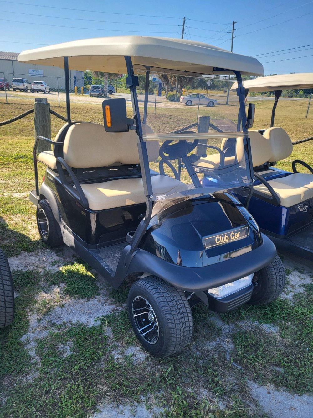 2021 Tempo (Electric) 4 Pass - Club Car