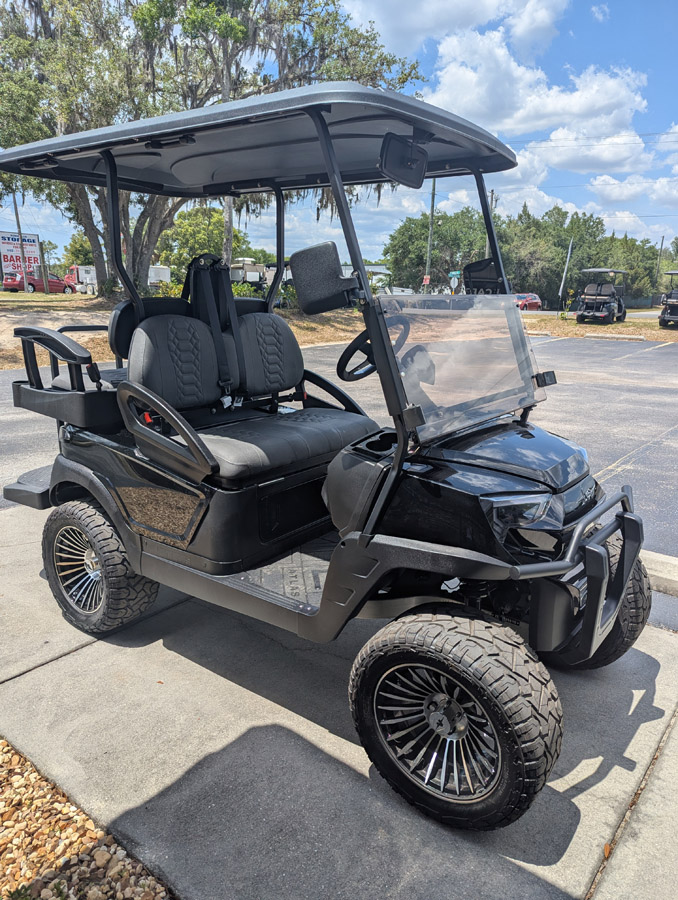 2024 Atlas 105ah Lithium 4 Passenger Lifted